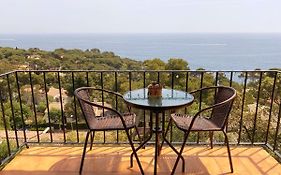 Wonderful Apartment With Outstanding Views - Calella De Palfrugell